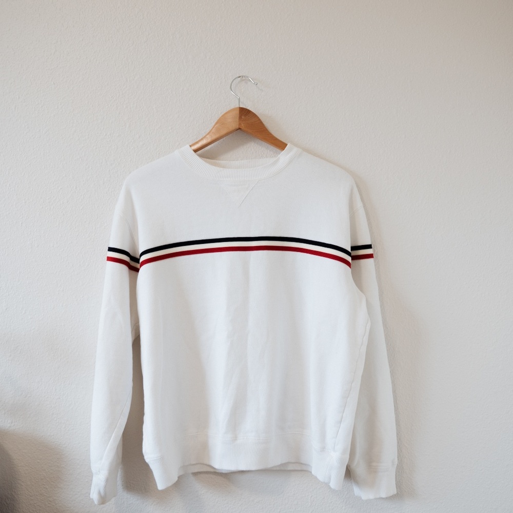 Brandy Melville Crewneck